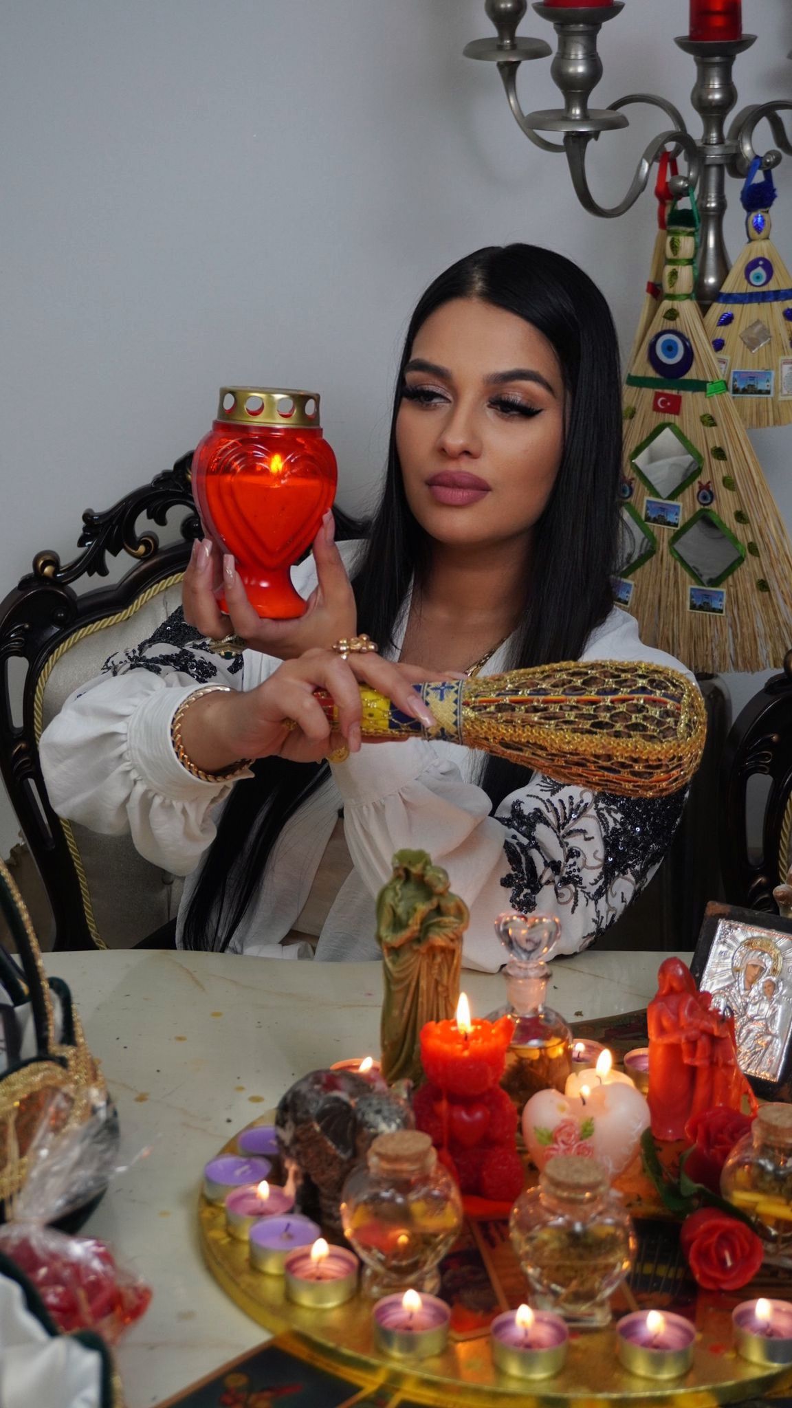 Ritualuri de tarot la lumina apusului